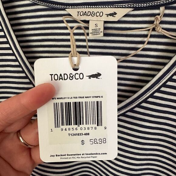 Toad & Co Women’s Marley II Long Sleeve V Neck Tee in Navy Stripe - Picture 6 of 7